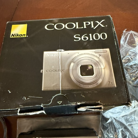 Nikon Other - Nikon COOLPIX S6100 16.0MP Silver Digital Camera Bundle wUSBcharger Software